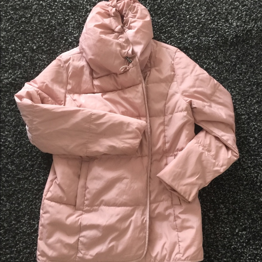 Beautiful and chic down puffer